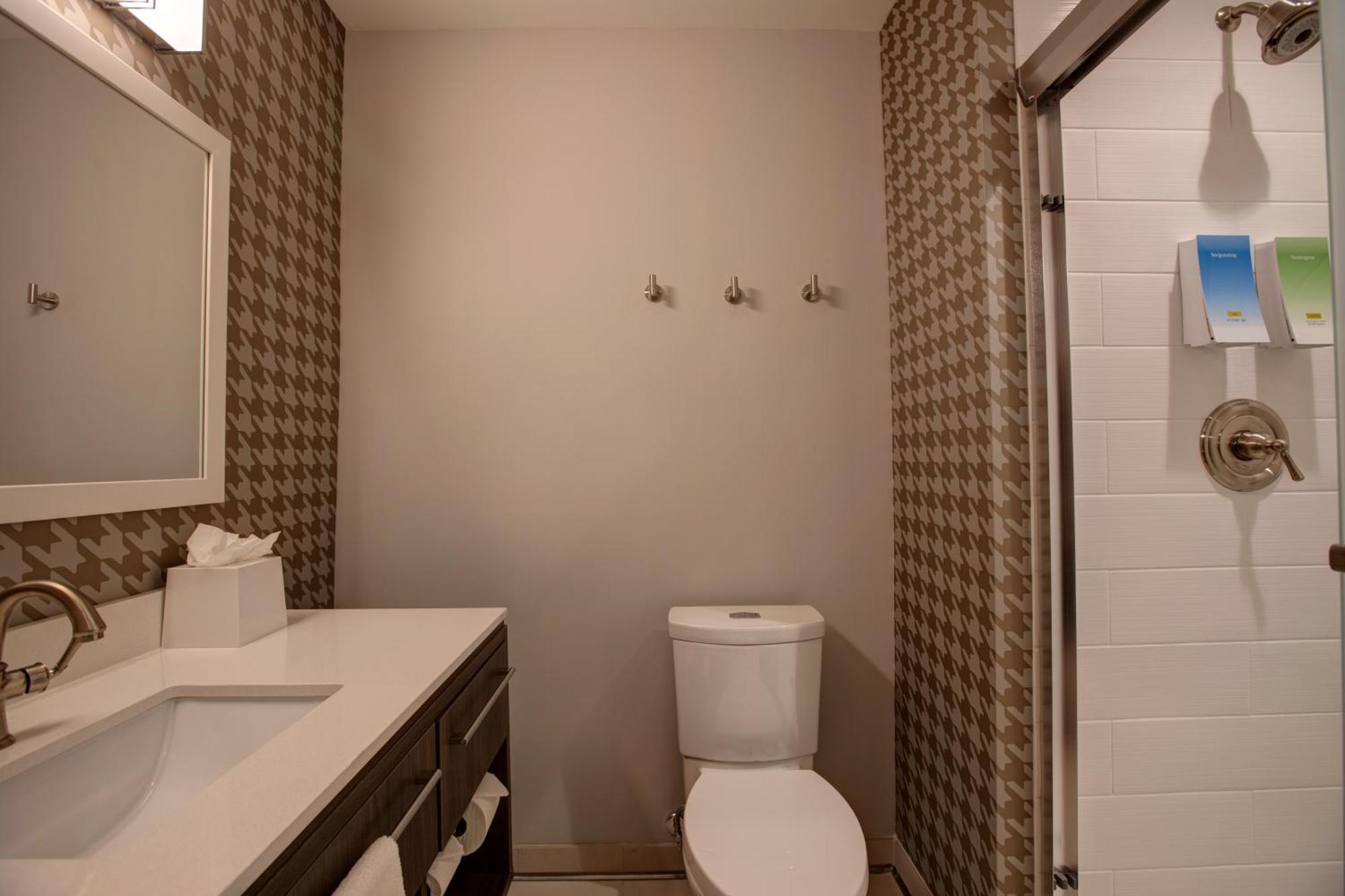 Home2 Suites By Hilton Charlotte Uptown Экстерьер фото